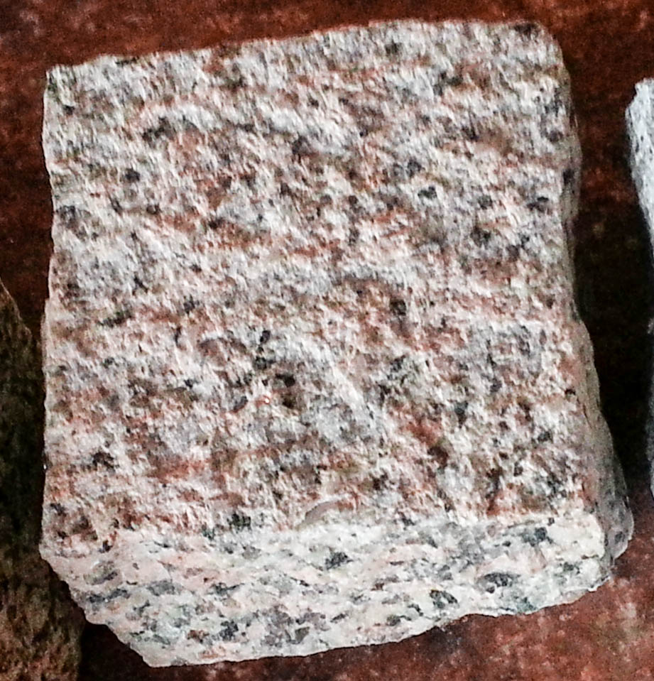pavé granit surfacé